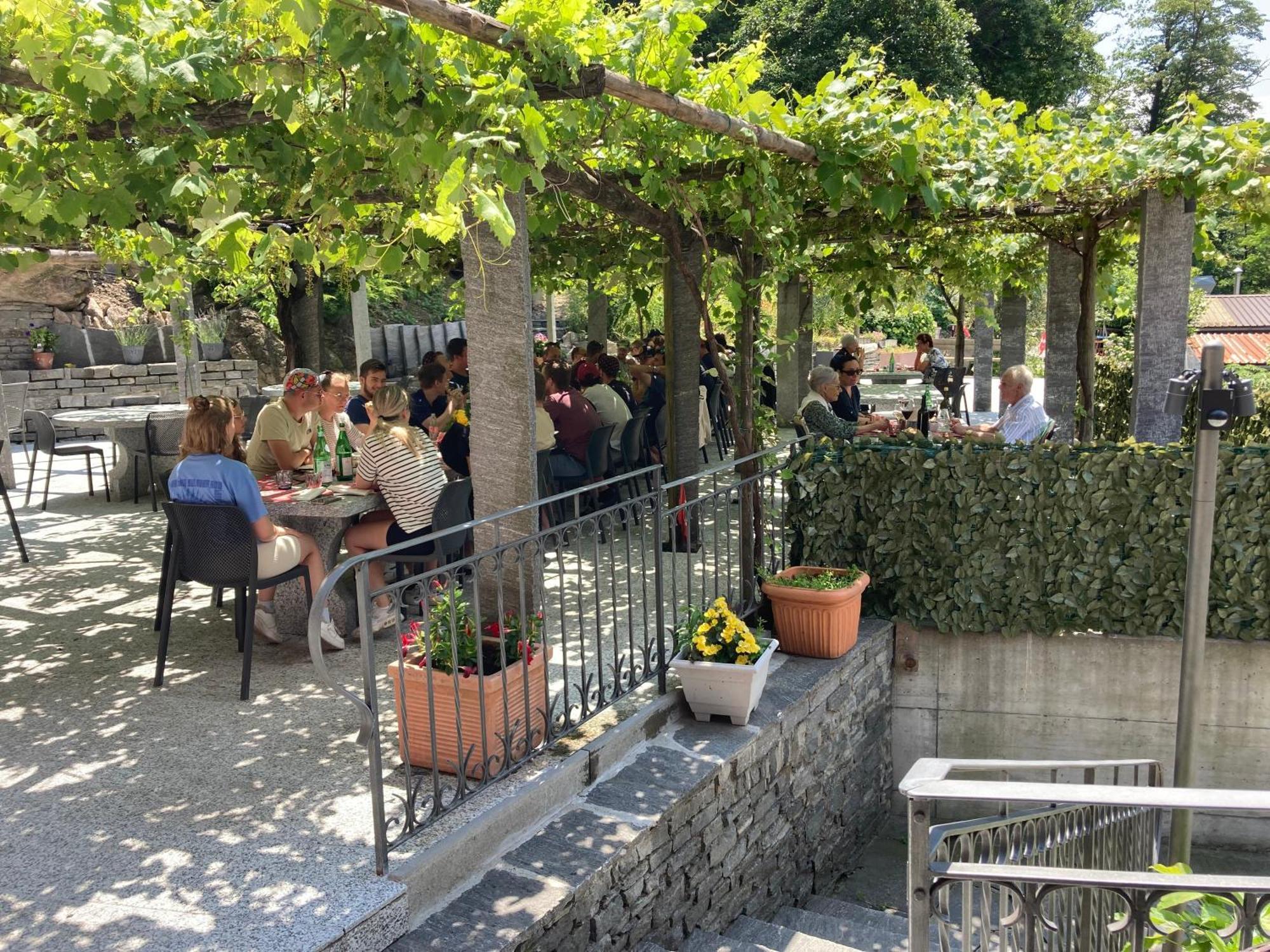 Hotel Ristorante Grotto Serta Lamone Zewnętrze zdjęcie