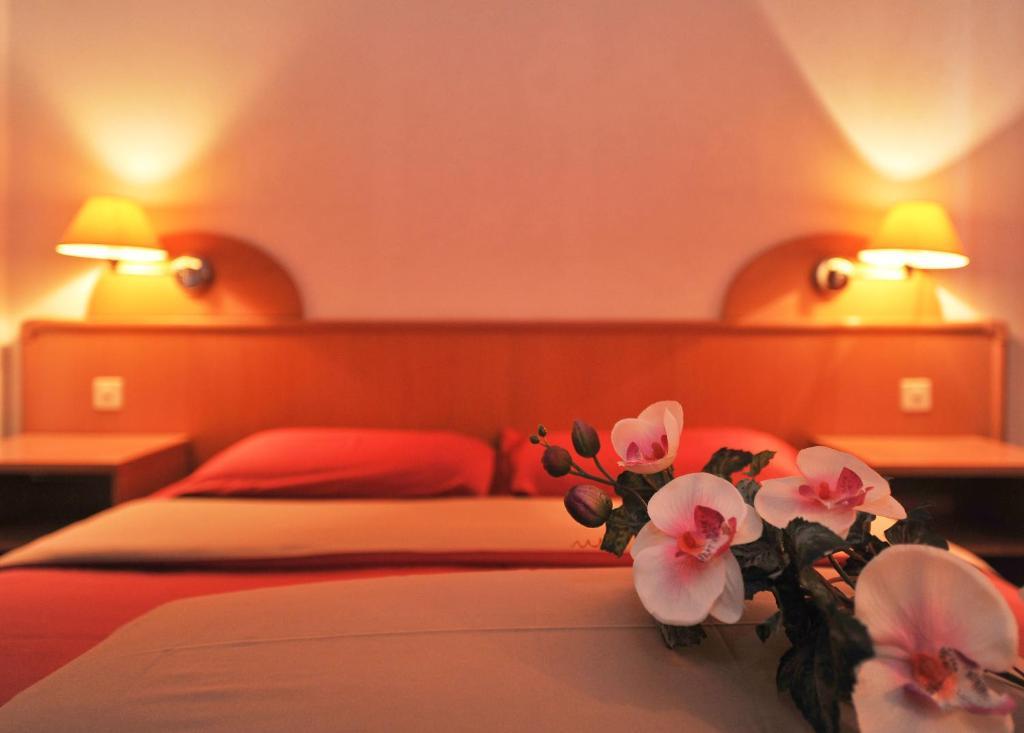 Hotel Ristorante Grotto Serta Lamone Zewnętrze zdjęcie